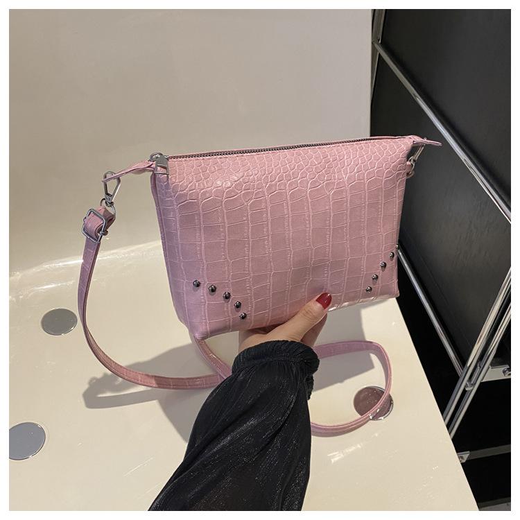 Проста модна сумка жіноча 2024 осінь нова модна тенденція сумка через плече ретро повсякденна сумка-месенджер маленька квадратна сумка рожевий
Проста модна сумка жіноча 2024 осінь нова модна тенденція сумка через плече ретро повсякденна сумка-месенджер маленька квадратна сумка рожевий