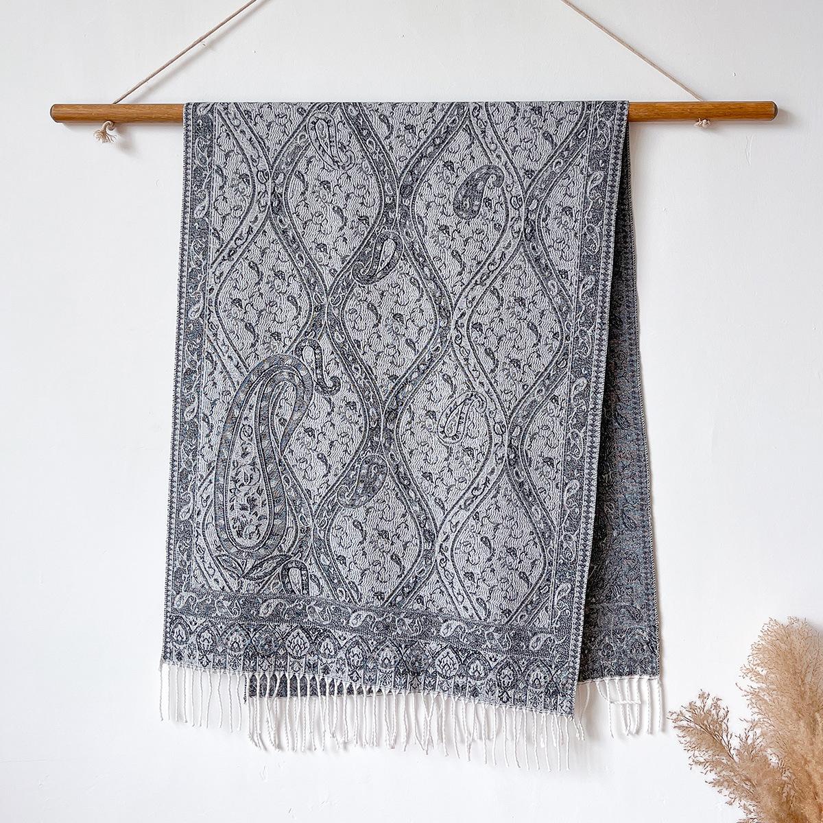 Классический этнический стиль Популярный жаккардовый шарф с бахромой с узором «пейсли» Женский шарф из имитации кашемира с эффектом «ряби на воде» Элегантная шаль для выхода в свет 200x65cm светло-серый
Классический этнический стиль Популярный жаккардовый шарф с бахромой с узором «пейсли» Женский шарф из имитации кашемира с эффектом «ряби на воде» Элегантная шаль для выхода в свет 200x65cm светло-серый