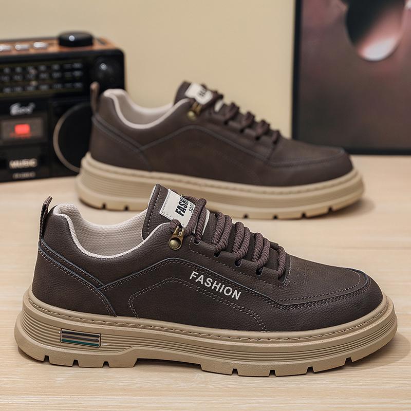 Men s shoes spring and autumn casual sports shoes high-quality leather board shoes 44 коричневий
Men s shoes spring and autumn casual sports shoes high-quality leather board shoes 44 коричневий