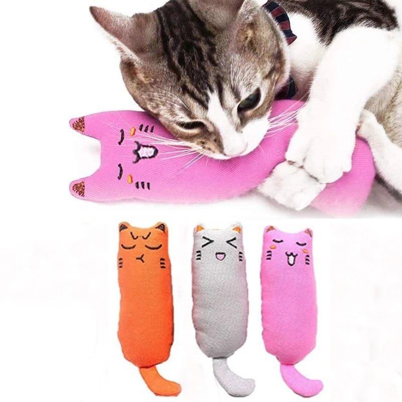 Игрушки с кошачьей мятой, симпатичная плюшевая подушка для большого пальца, скрежещущая зубами, устойчивая к укусам, дразнящая, расслабляющая, жевательная игрушка для кошек, аксессуары для домашних животных
Игрушки с кошачьей мятой, симпатичная плюшевая подушка для большого пальца, скрежещущая зубами, устойчивая к укусам, дразнящая, расслабляющая, жевательная игрушка для кошек, аксессуары для домашних животных