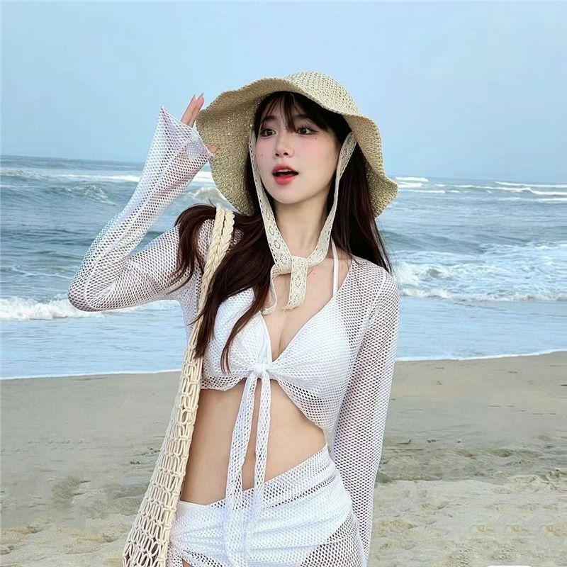 Women s Four-Piece Bikini Set: Pure Desire Style, Sexy Beach Vacation Look with Bandage Split, Slimming White, and Skin-Enhancing Chest Wrap Cover-Up. Cream White S
Women s Four-Piece Bikini Set: Pure Desire Style, Sexy Beach Vacation Look with Bandage Split, Slimming White, and Skin-Enhancing Chest Wrap Cover-Up. Cream White S
