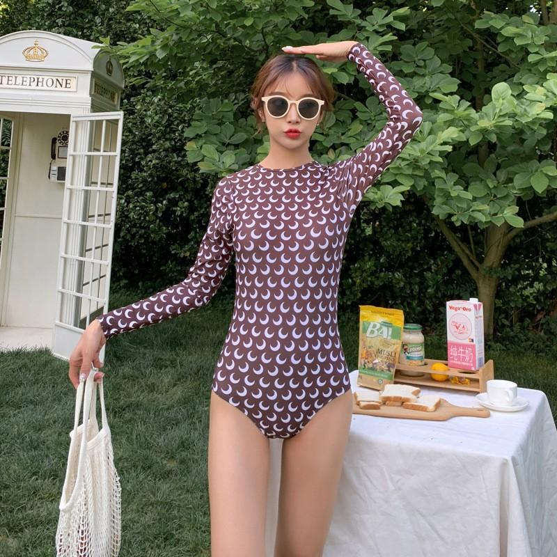 ins wind beauty back moon print thin conservative simple long sleeve one-piece, hot spring swimsuit XL темно-коричневого кольору
ins wind beauty back moon print thin conservative simple long sleeve one-piece, hot spring swimsuit XL темно-коричневого кольору