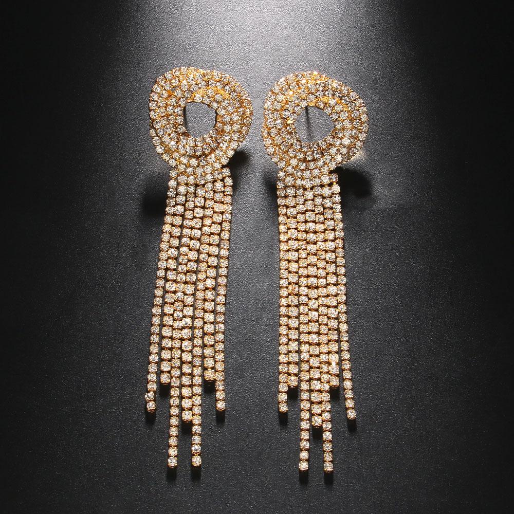 Тяжелая работа, полная струящихся цветков, советские серьги. Длинные серьги-подвески со стразами. золотистый
Тяжелая работа, полная струящихся цветков, советские серьги. Длинные серьги-подвески со стразами. золотистый