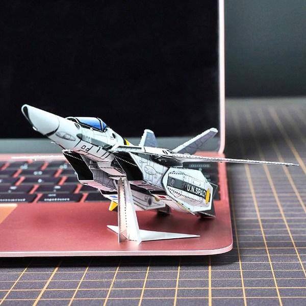 3D трехмерная металлическая меховая цветная модель Macross Valkyrie, сборка игрушечных фигурок, Корея, 3d головоломка
3D трехмерная металлическая меховая цветная модель Macross Valkyrie, сборка игрушечных фигурок, Корея, 3d головоломка