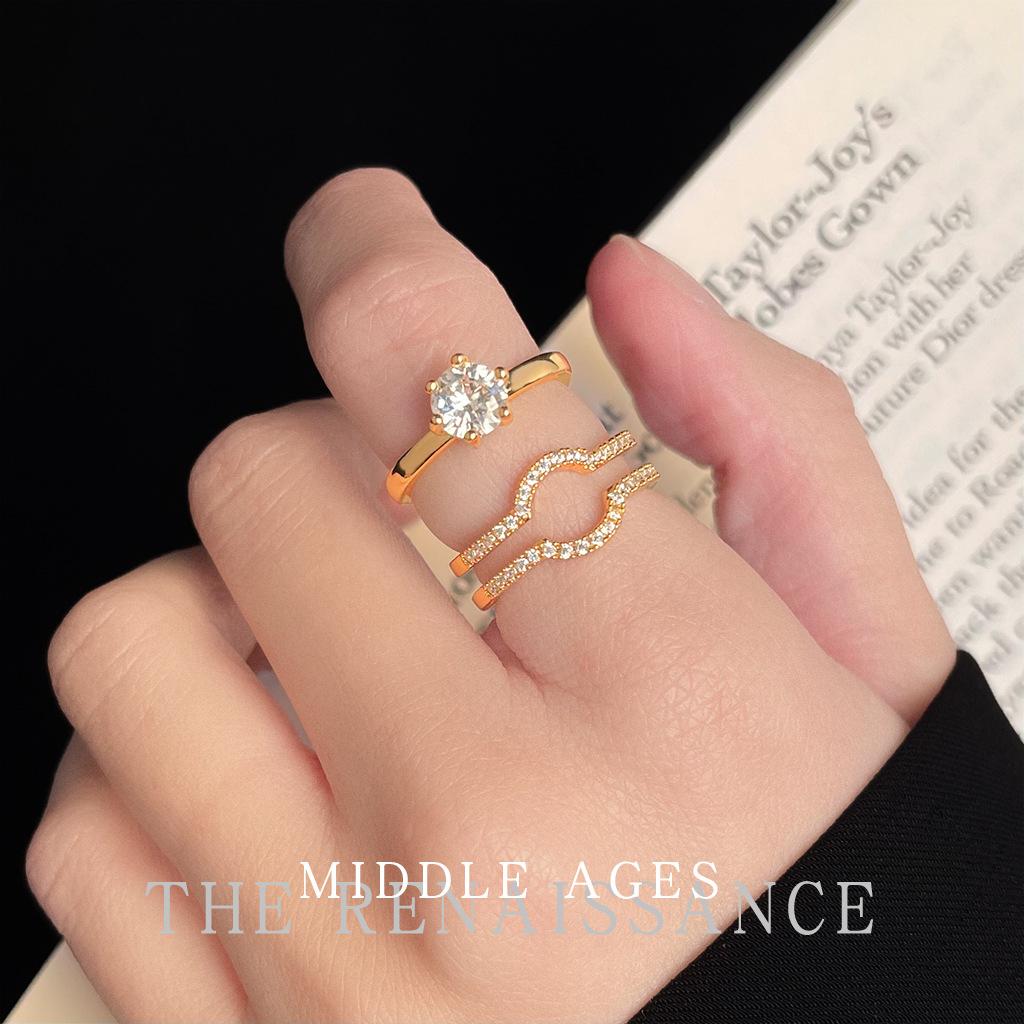 A two-wear zircon ring with adjustable opening and high-end index finger ring jewelry.
A two-wear zircon ring with adjustable opening and high-end index finger ring jewelry.