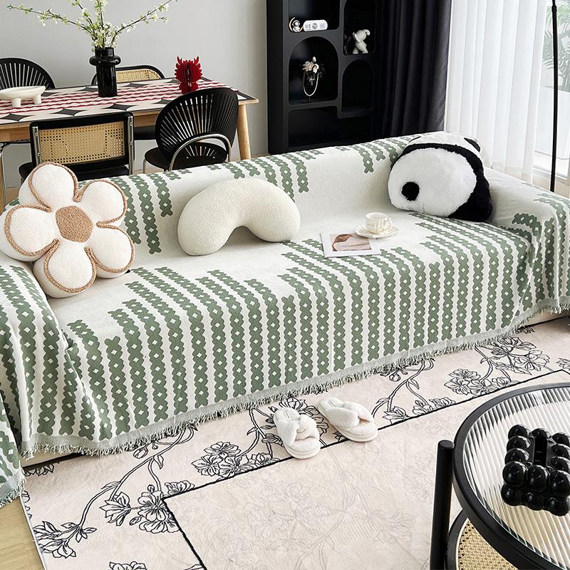 Полотенце для дивана из синели, ткань с полным покрытием, нескользящая, устойчивая к пятнам, универсальная подушка для четырех сезонов, против кошачьих лап 110*110cm
Полотенце для дивана из синели, ткань с полным покрытием, нескользящая, устойчивая к пятнам, универсальная подушка для четырех сезонов, против кошачьих лап 110*110cm