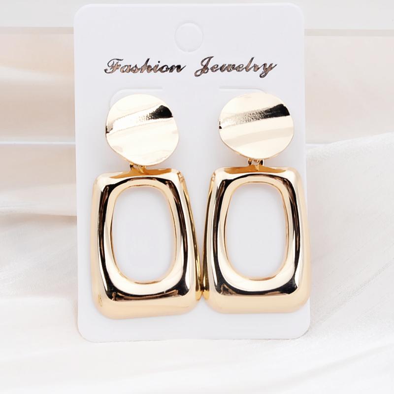 Gold Color Square Women Drop Earrings Hollow Trapezoid Pendants Round Piece Zinc Alloy Ladies Party Ear Jewelry 2024 brincos
Gold Color Square Women Drop Earrings Hollow Trapezoid Pendants Round Piece Zinc Alloy Ladies Party Ear Jewelry 2024 brincos