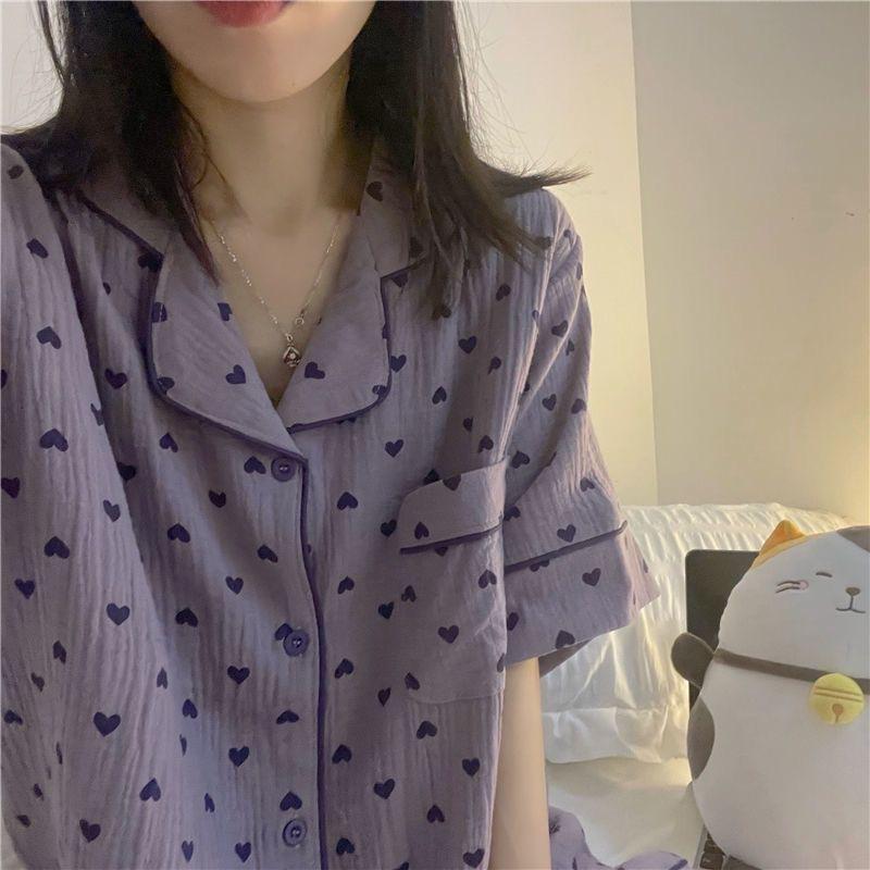 Purple full print love pajamas women s summer short-sleeved shorts cardigan two-piece set women s casual loungewear can be worn outside S
Purple full print love pajamas women s summer short-sleeved shorts cardigan two-piece set women s casual loungewear can be worn outside S