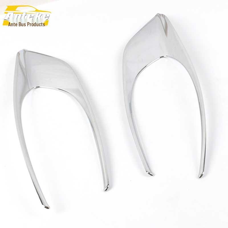 Peugeot 301 Накладки на передние противотуманные фары и комплект наклеек для защиты от царапин
Peugeot 301 Накладки на передние противотуманные фары и комплект наклеек для защиты от царапин