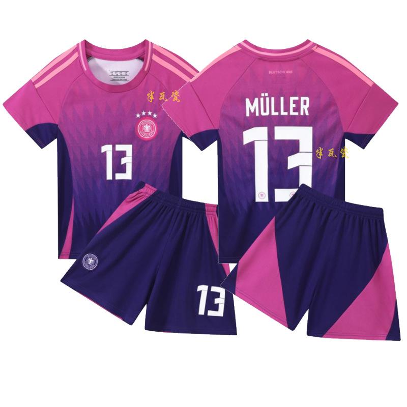 New season children s football jersey set boys and girls games jersey group buying printing number training jersey Size 22 (125-130cm)
New season children s football jersey set boys and girls games jersey group buying printing number training jersey Size 22 (125-130cm)