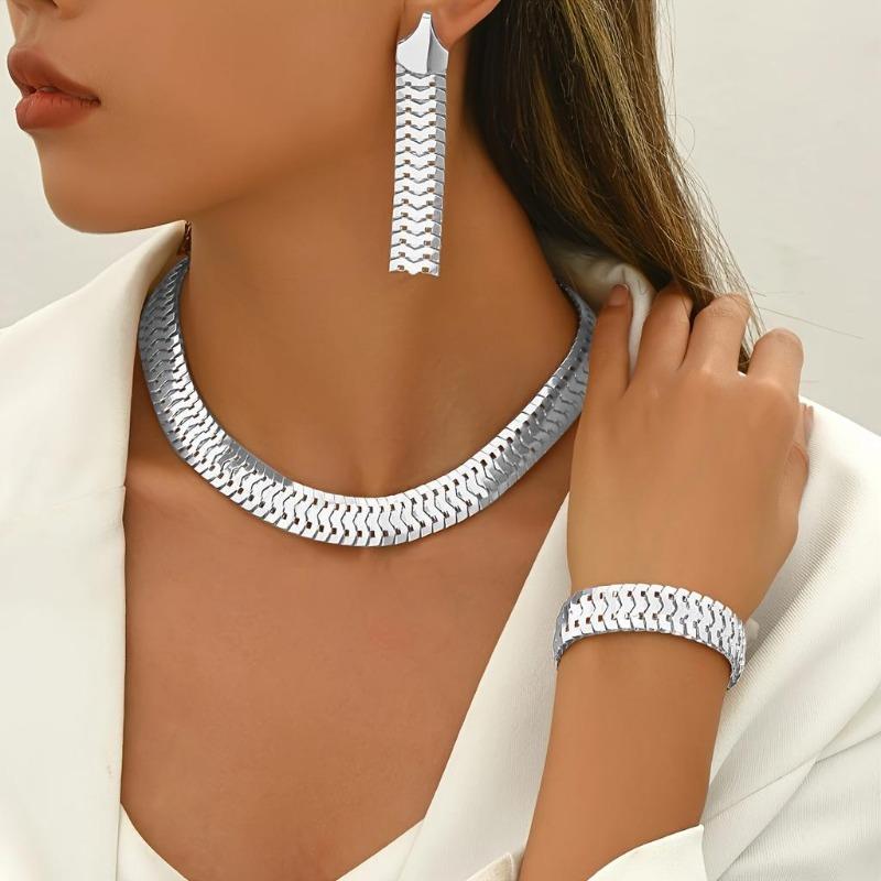 3pcs Jewelry SetPlated Classic Punk Style, Iron Metal, Daily & Party Wear, Versatile for All Seasons 3PS слонова кістка
3pcs Jewelry SetPlated Classic Punk Style, Iron Metal, Daily & Party Wear, Versatile for All Seasons 3PS слонова кістка