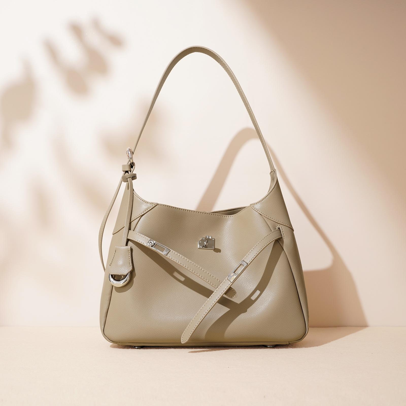 New Shoulder Crossbody Leather Women s Bag Niche Design High Fashion Simple Women s Bag Armpit Bag
New Shoulder Crossbody Leather Women s Bag Niche Design High Fashion Simple Women s Bag Armpit Bag