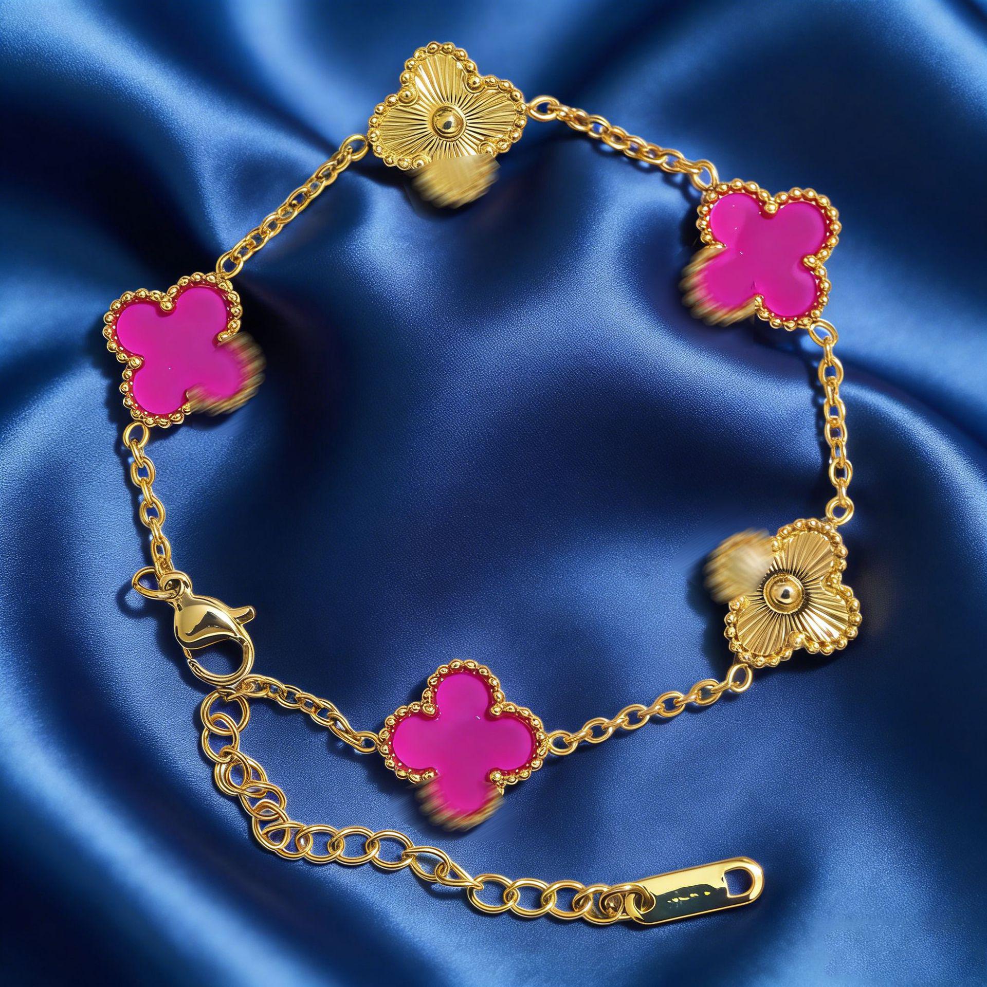 Luxury Stainless Steel Four-Leaf Clover Mother-of-Pearl Bracelet - Elegant Colorfast Jewelry
Luxury Stainless Steel Four-Leaf Clover Mother-of-Pearl Bracelet - Elegant Colorfast Jewelry