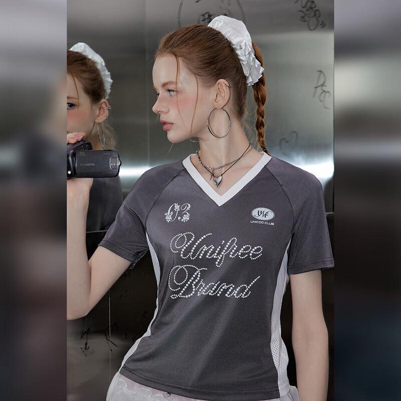 UNIFREE Jersey Style V-Neck Short Sleeve T-Shirt S
UNIFREE Jersey Style V-Neck Short Sleeve T-Shirt S