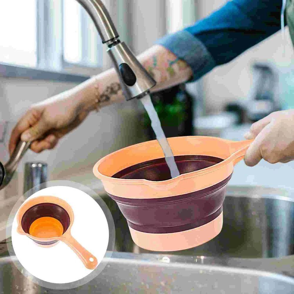 Plastic Fold Water Scoop Hangable Bath Spoon Kitchen Tools Fruit Washing Scoop Bathroom синий
Plastic Fold Water Scoop Hangable Bath Spoon Kitchen Tools Fruit Washing Scoop Bathroom синий