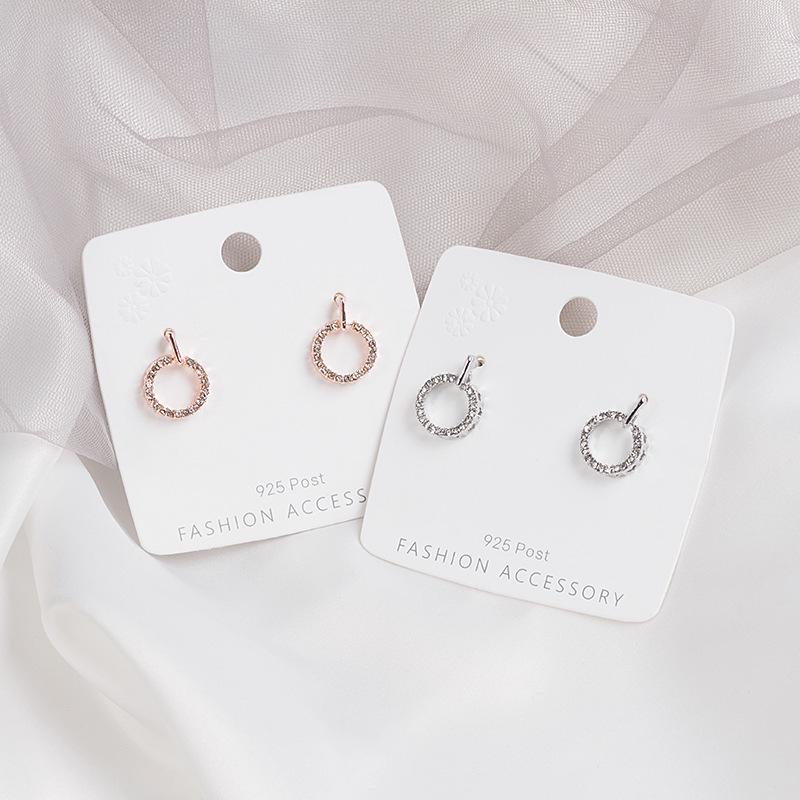 Korean Fashion 925 Sterling Silver Diamond-Studded Circle Hoop Earrings 
Korean Fashion 925 Sterling Silver Diamond-Studded Circle Hoop Earrings