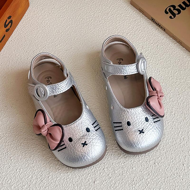 Girls leather sandals2026Summer new cute big bow solid color princess shoes hollow sandals leather shoes 21Inner Length13.8cm серебряный
Girls leather sandals2026Summer new cute big bow solid color princess shoes hollow sandals leather shoes 21Inner Length13.8cm серебряный