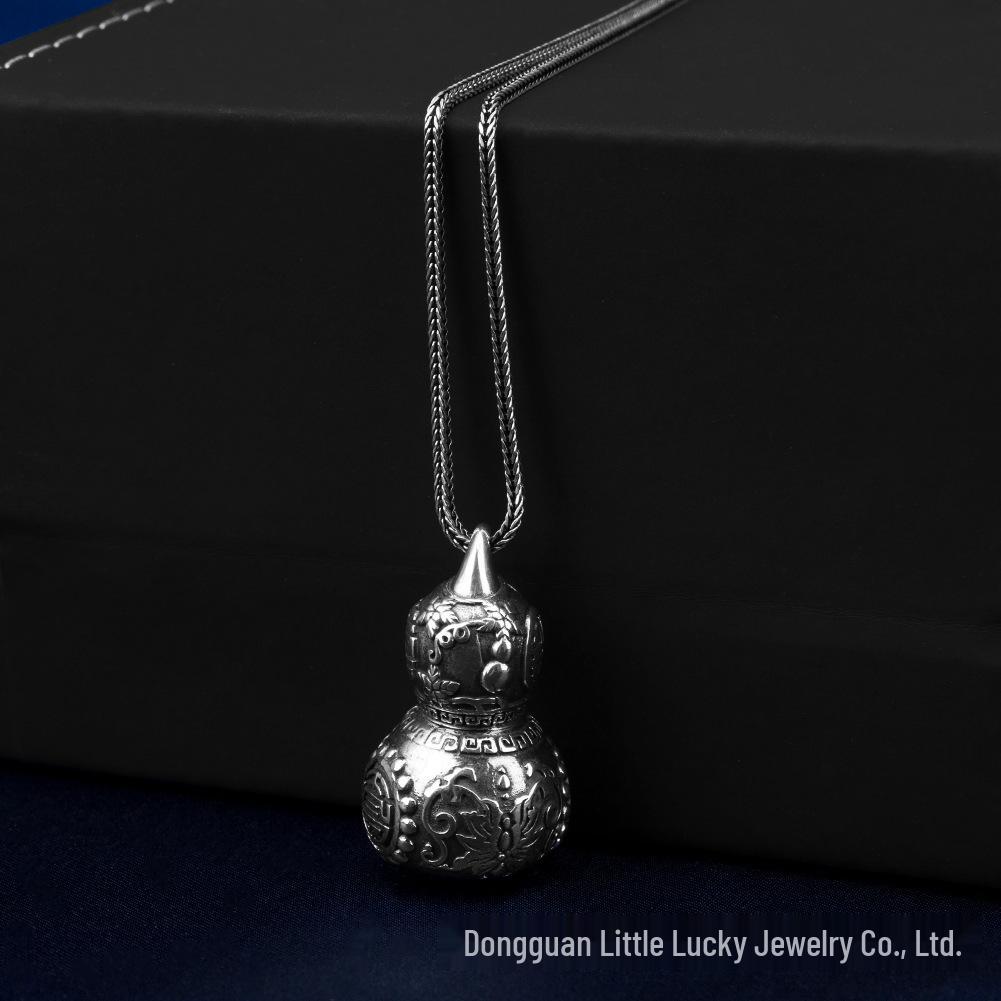 Handcrafted S925 Silver Jade Angel Gourd Pendant: Ethnic Style for Men and Women 925 Silver
Handcrafted S925 Silver Jade Angel Gourd Pendant: Ethnic Style for Men and Women 925 Silver