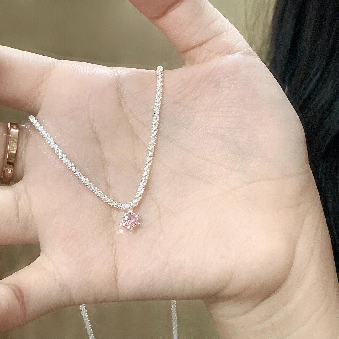 2023 Trendy Pink Diamond & Amethyst Zircon Women s Clavicle Necklace - Light Luxury, Simple Niche Design
2023 Trendy Pink Diamond & Amethyst Zircon Women s Clavicle Necklace - Light Luxury, Simple Niche Design