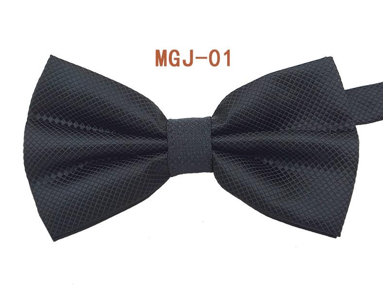 Мужская однотонная черная двухслойная бабочка - Британская кубическая сетка, 27 цветов в наличии для официальных мероприятий и свадеб.
Мужская однотонная черная двухслойная бабочка - Британская кубическая сетка, 27 цветов в наличии для официальных мероприятий и свадеб.