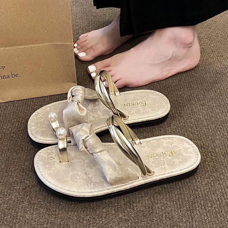 New Chinese style with skirt, beach shoes, women s summer wear 2025 new fairy style pearl cover toe cool slippers 40 бежевый
New Chinese style with skirt, beach shoes, women s summer wear 2025 new fairy style pearl cover toe cool slippers 40 бежевый