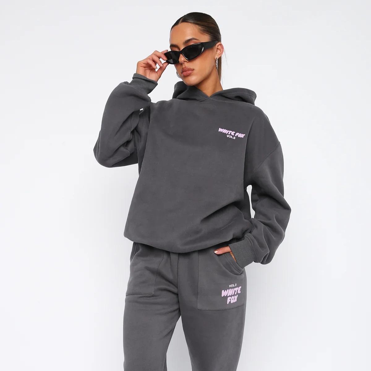 American Trend Women s Fleece Hooded Sweatshirt & Sweatpants Set - Hip Hop Skateboard Style Light Gray Print
American Trend Women s Fleece Hooded Sweatshirt & Sweatpants Set - Hip Hop Skateboard Style Light Gray Print