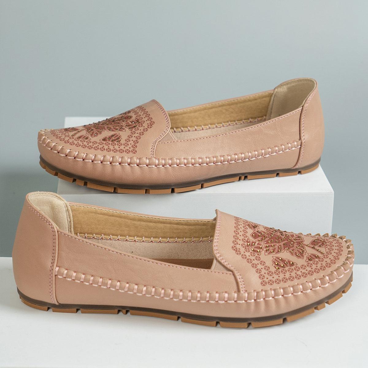 Женские повседневные туфли-балетки, мокасины с ретро-строчкой, модные лоферы из кожи со стразами и принтом, эластичные ремешки, обувь слипоны 41 розовый
Женские повседневные туфли-балетки, мокасины с ретро-строчкой, модные лоферы из кожи со стразами и принтом, эластичные ремешки, обувь слипоны 41 розовый