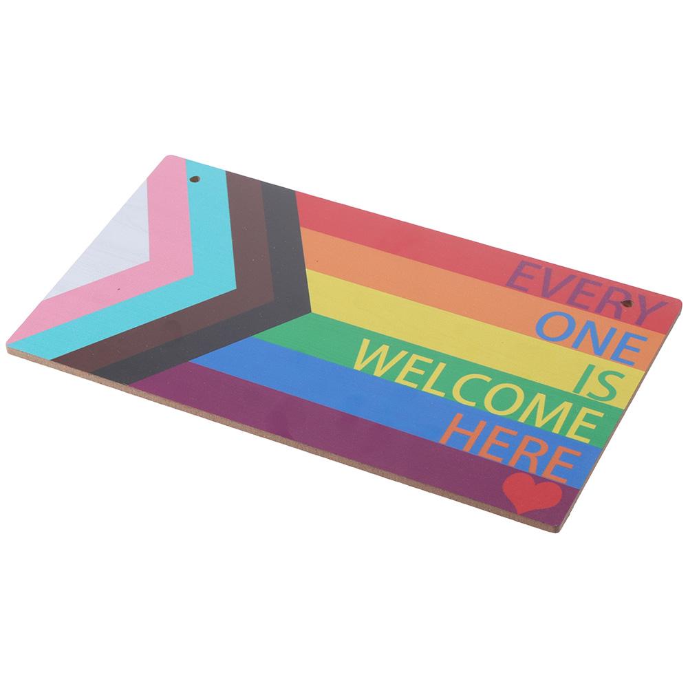 Деревянная Радужная дверная вешалка для вывески Pride Door, висящая новая, здесь рады всем, вывеска для лесбиянок
Деревянная Радужная дверная вешалка для вывески Pride Door, висящая новая, здесь рады всем, вывеска для лесбиянок