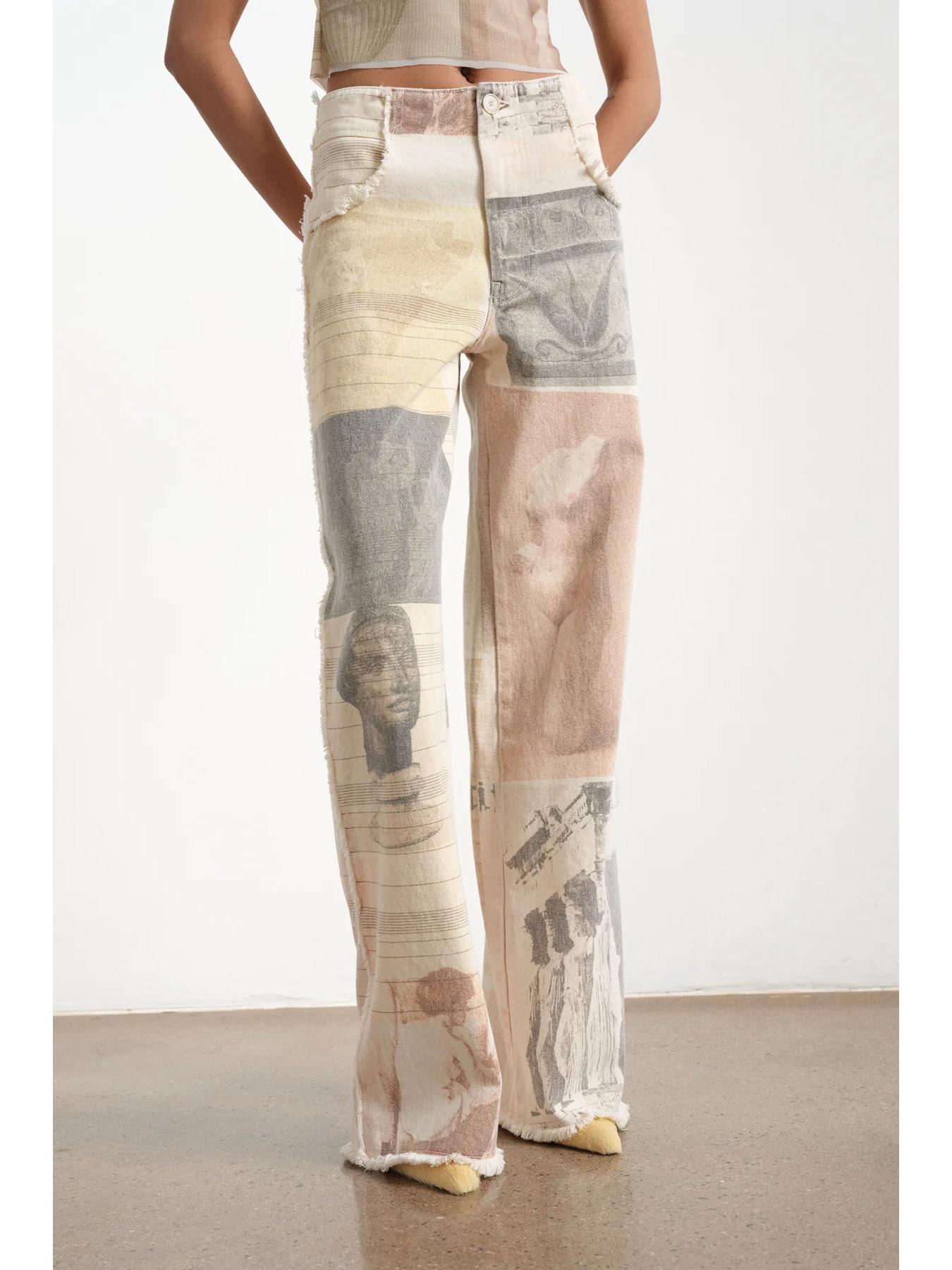 Retro Wide-Leg Floor-Length Jeans with Loose Fit and Print Design M грязно-белый
Retro Wide-Leg Floor-Length Jeans with Loose Fit and Print Design M грязно-белый