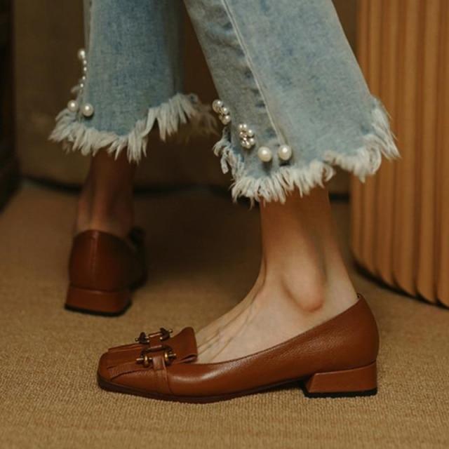 Женские туфли на плоской подошве, новые туфли на низком каблуке, женские офисные туфли без застежек, квадратные носки, повседневные женские мокасины из искусственной кожи 41 коричневый
Женские туфли на плоской подошве, новые туфли на низком каблуке, женские офисные туфли без застежек, квадратные носки, повседневные женские мокасины из искусственной кожи 41 коричневый