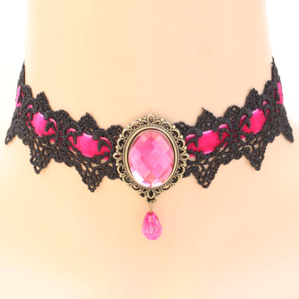 Retro Lace-Trimmed Crystal Pendant Choker Necklace фуксия
Retro Lace-Trimmed Crystal Pendant Choker Necklace фуксия
