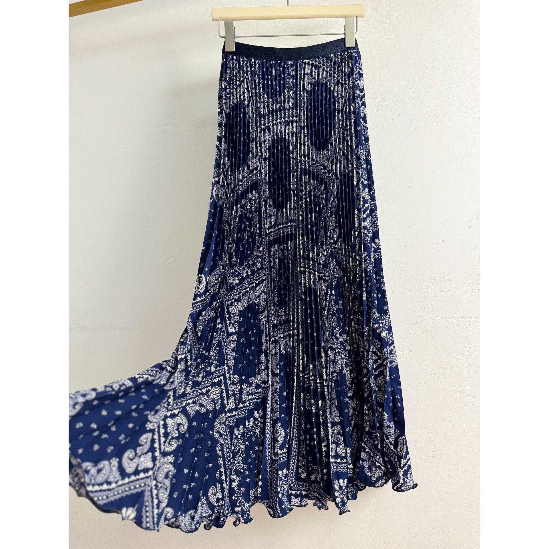 European and American Floral Pleated High-waisted A-line Midi Skirt One Size тёмно-синий
European and American Floral Pleated High-waisted A-line Midi Skirt One Size тёмно-синий