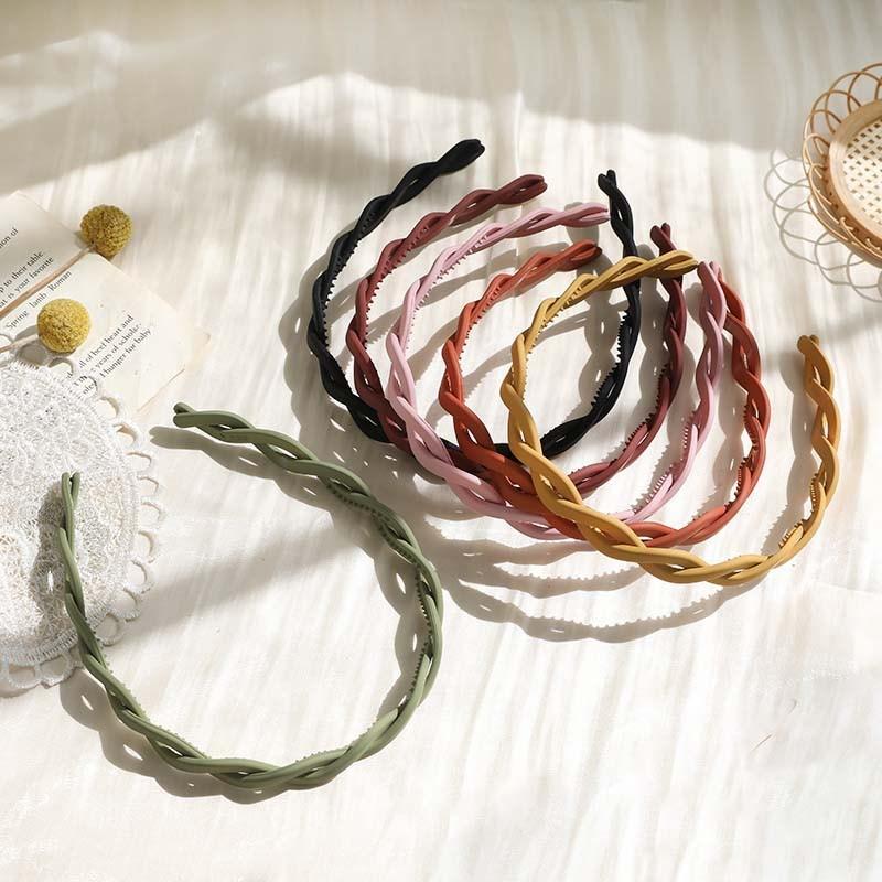 New Wash Face Hairband Fashion Women Heandband Molandi Simple Joker Hair Bands Woven Twist Headdress Girls Hair Accessories
New Wash Face Hairband Fashion Women Heandband Molandi Simple Joker Hair Bands Woven Twist Headdress Girls Hair Accessories
