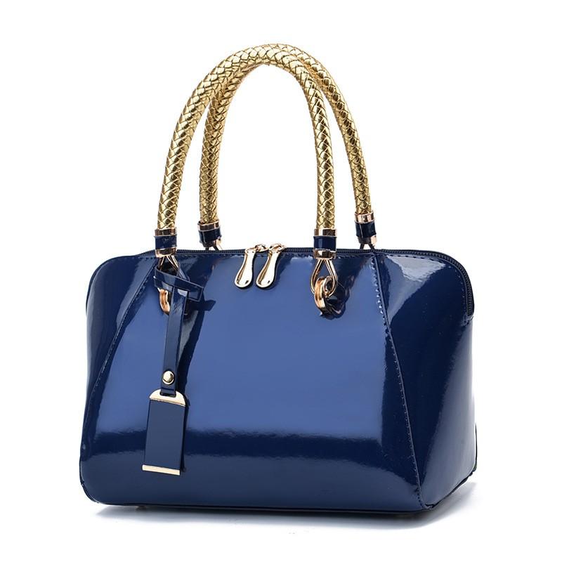 Patent Leather Handbag Shiny Boston Bag A Shoulder Bag Metalbag Metallic Handle Bag Baguette Bag New Fashion Premium
Patent Leather Handbag Shiny Boston Bag A Shoulder Bag Metalbag Metallic Handle Bag Baguette Bag New Fashion Premium