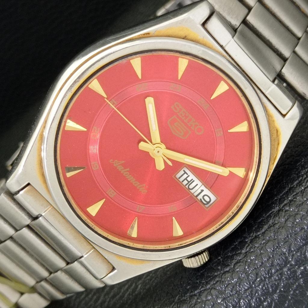 Б/у оригинальные старинные автоматические мужские часы SEIKO 5 из Японии с красным циферблатом a433304-2 R115-a433304
Б/у оригинальные старинные автоматические мужские часы SEIKO 5 из Японии с красным циферблатом a433304-2 R115-a433304