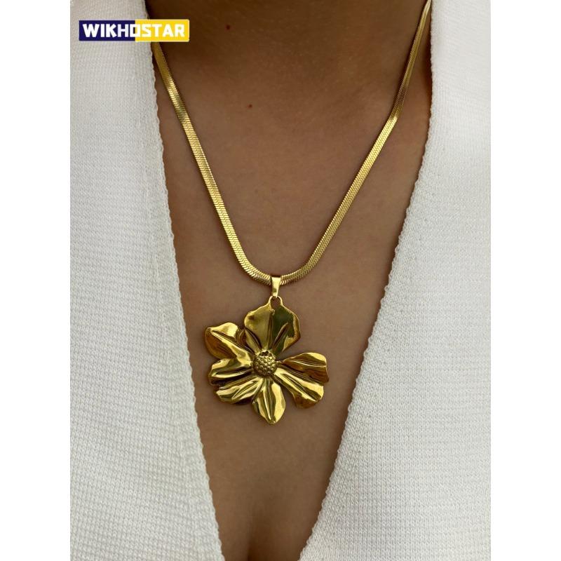 European and American Fashion Gold Plated Flat Snake Chain Large Flower Pendant Necklace for Women Waterproof Jewelry
European and American Fashion Gold Plated Flat Snake Chain Large Flower Pendant Necklace for Women Waterproof Jewelry