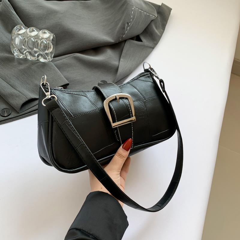 Летняя сумка-мессенджер с текстурой для поездок на работу в иностранном стиле 2024 года в стиле ретро, повседневная, популярная, женская, модная, простая, темпераментная, женская чёрный