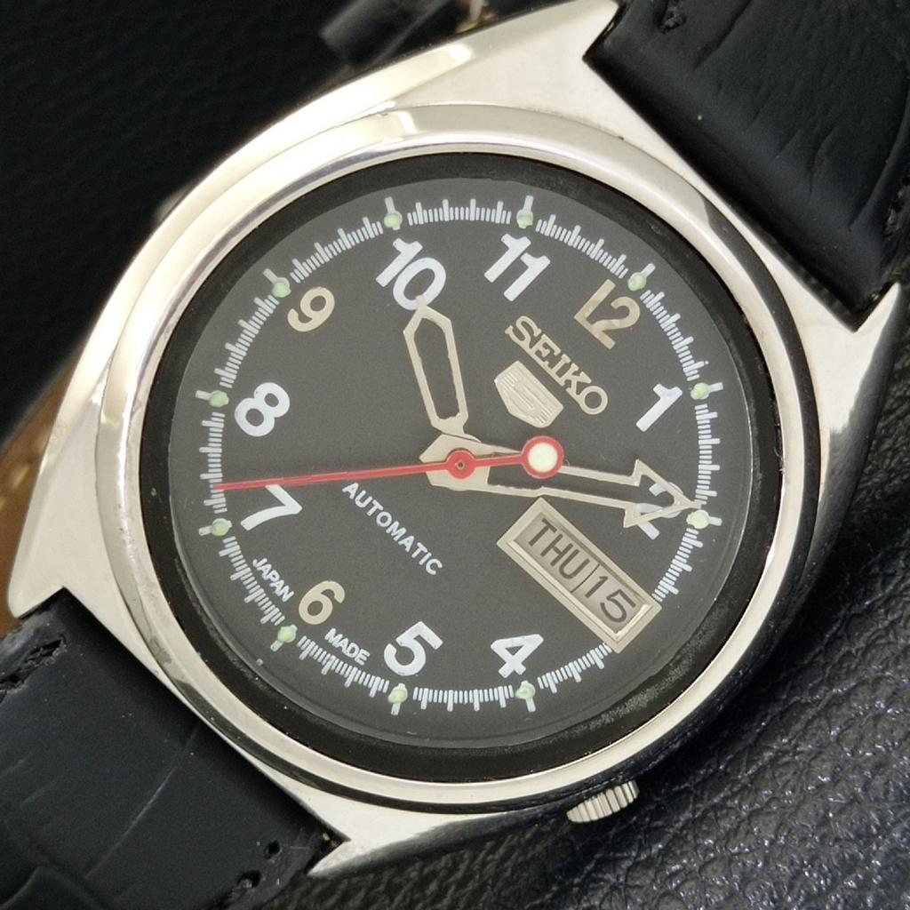 USED VINTAGE SEIKO 5 AUTOMATIC 7009A JAPAN MENS BLACK DIAL WATCH a434579-2 R121-a434579
USED VINTAGE SEIKO 5 AUTOMATIC 7009A JAPAN MENS BLACK DIAL WATCH a434579-2 R121-a434579