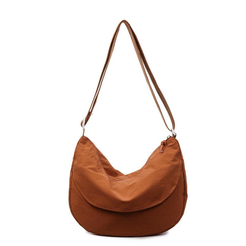 Korean version of large-capacity bag messenger bag women s casual dumpling bag new fashion shoulder bag commuter armpit bag
Korean version of large-capacity bag messenger bag women s casual dumpling bag new fashion shoulder bag commuter armpit bag