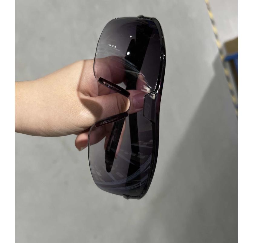 KLASSNUM Outdoor Men Cycling Sunglasses Road Bicycle Mountain Riding Running Sports Glasses Goggles Eyewear Sun Glasses UV400 Black
KLASSNUM Outdoor Men Cycling Sunglasses Road Bicycle Mountain Riding Running Sports Glasses Goggles Eyewear Sun Glasses UV400 Black