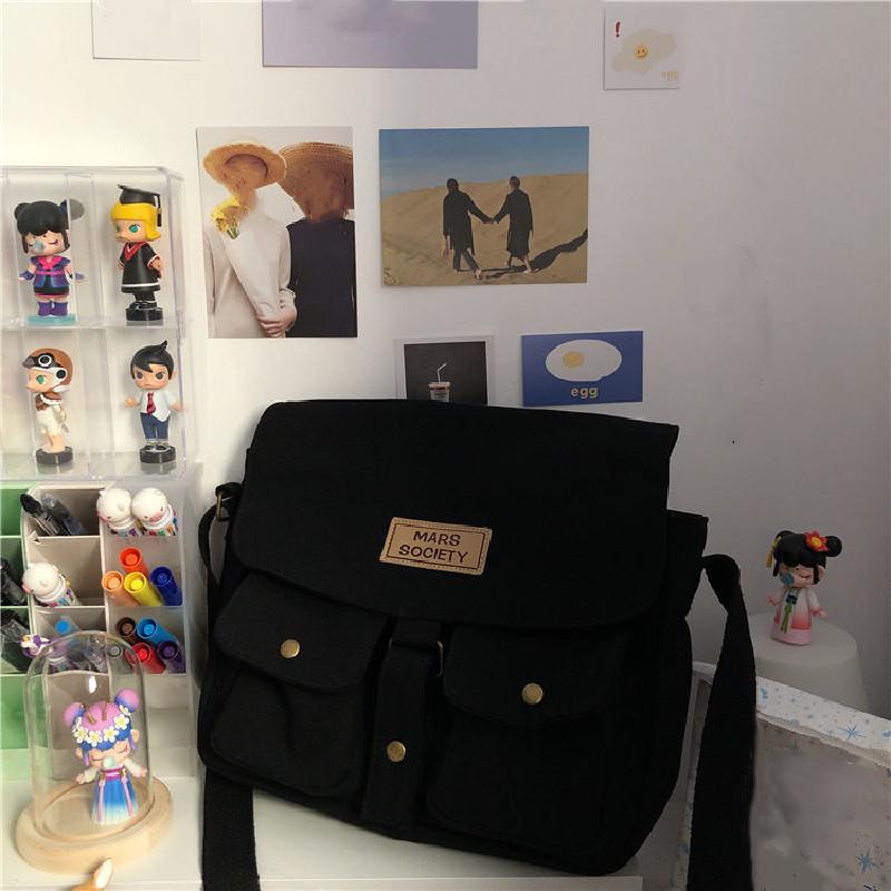 Solid Color Canvas Shoulder Bag For Men Women, Large Capacity Crossbody Bag School Bag
Solid Color Canvas Shoulder Bag For Men Women, Large Capacity Crossbody Bag School Bag