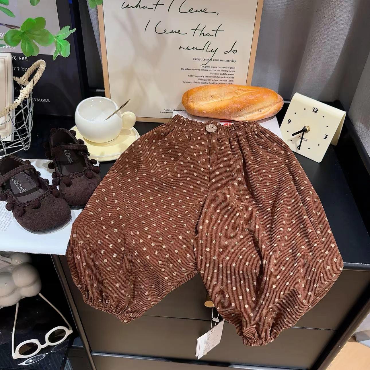 Children s Autumn Korean Wave Lighting Core Velvet Carrot Pants for Boys and Girls Simple and Versatile Casual Pants Trendy Brand Fashion Casual 150 коричневый
Children s Autumn Korean Wave Lighting Core Velvet Carrot Pants for Boys and Girls Simple and Versatile Casual Pants Trendy Brand Fashion Casual 150 коричневый