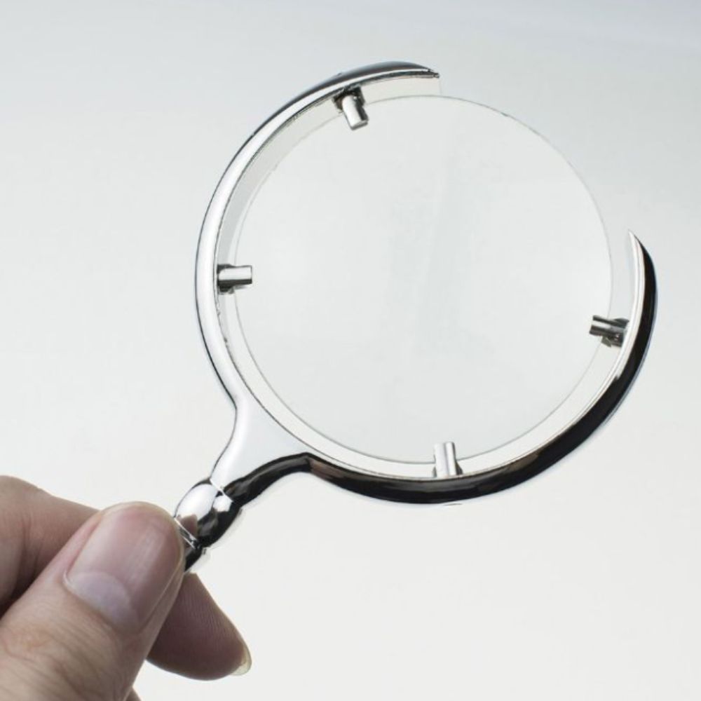 Metal Crafts Handheld Magnifier Metal Handle Classic Magnifier Magnifying Glass Gifts срібний
Metal Crafts Handheld Magnifier Metal Handle Classic Magnifier Magnifying Glass Gifts срібний