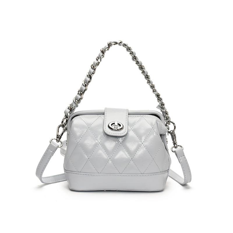 Premium diamond chain bag women s summer new fashion versatile commuter shoulder messenger bag one size fits all синій
Premium diamond chain bag women s summer new fashion versatile commuter shoulder messenger bag one size fits all синій