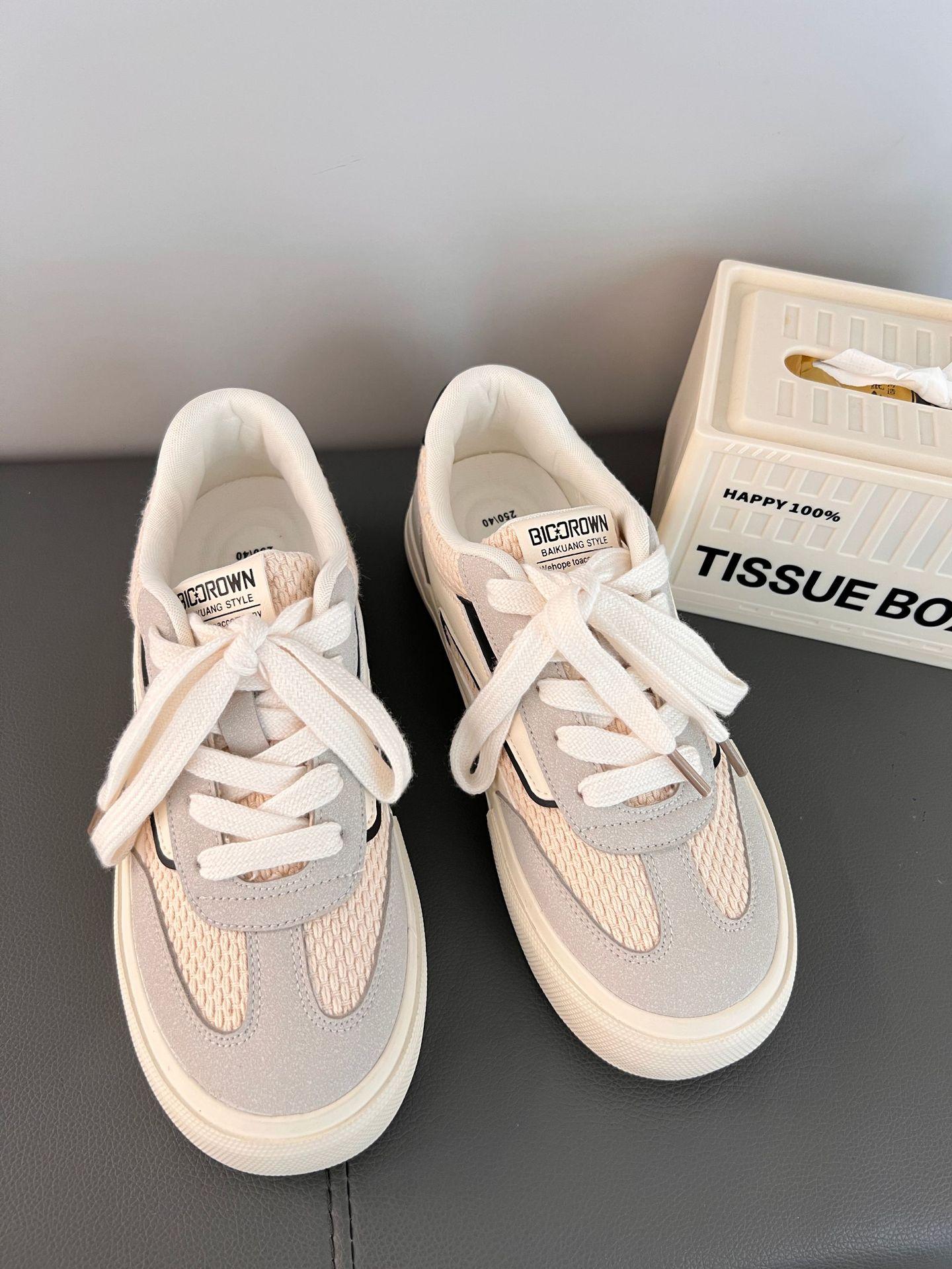 AFANTING German training shoes men s shoes new versatile student thick sole heightening coarse cloth breathable retro casual board shoes men 39
AFANTING German training shoes men s shoes new versatile student thick sole heightening coarse cloth breathable retro casual board shoes men 39