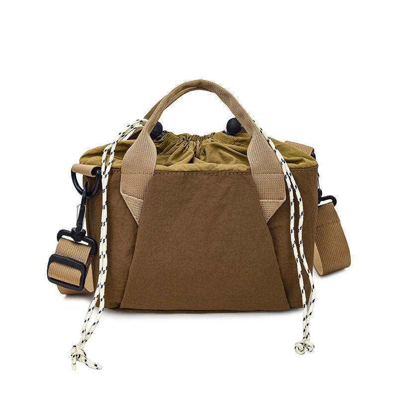 Нейлоновая повседневная маленькая сумка женская новая сумка-тоут через плечо для поездок на работу портативная сумка через плечо темно-коричневого