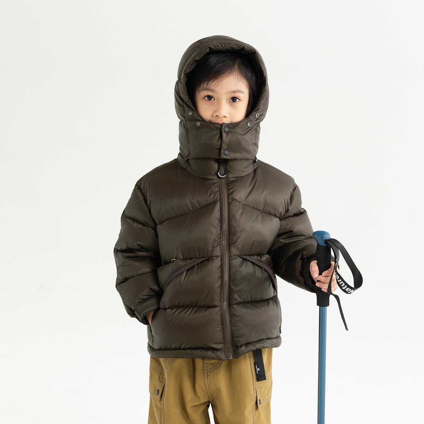 Boys Down Jacket with Detachable Hood - Thickened, Warm, and Windproof Winter Outerwear 140 cm
Boys Down Jacket with Detachable Hood - Thickened, Warm, and Windproof Winter Outerwear 140 cm