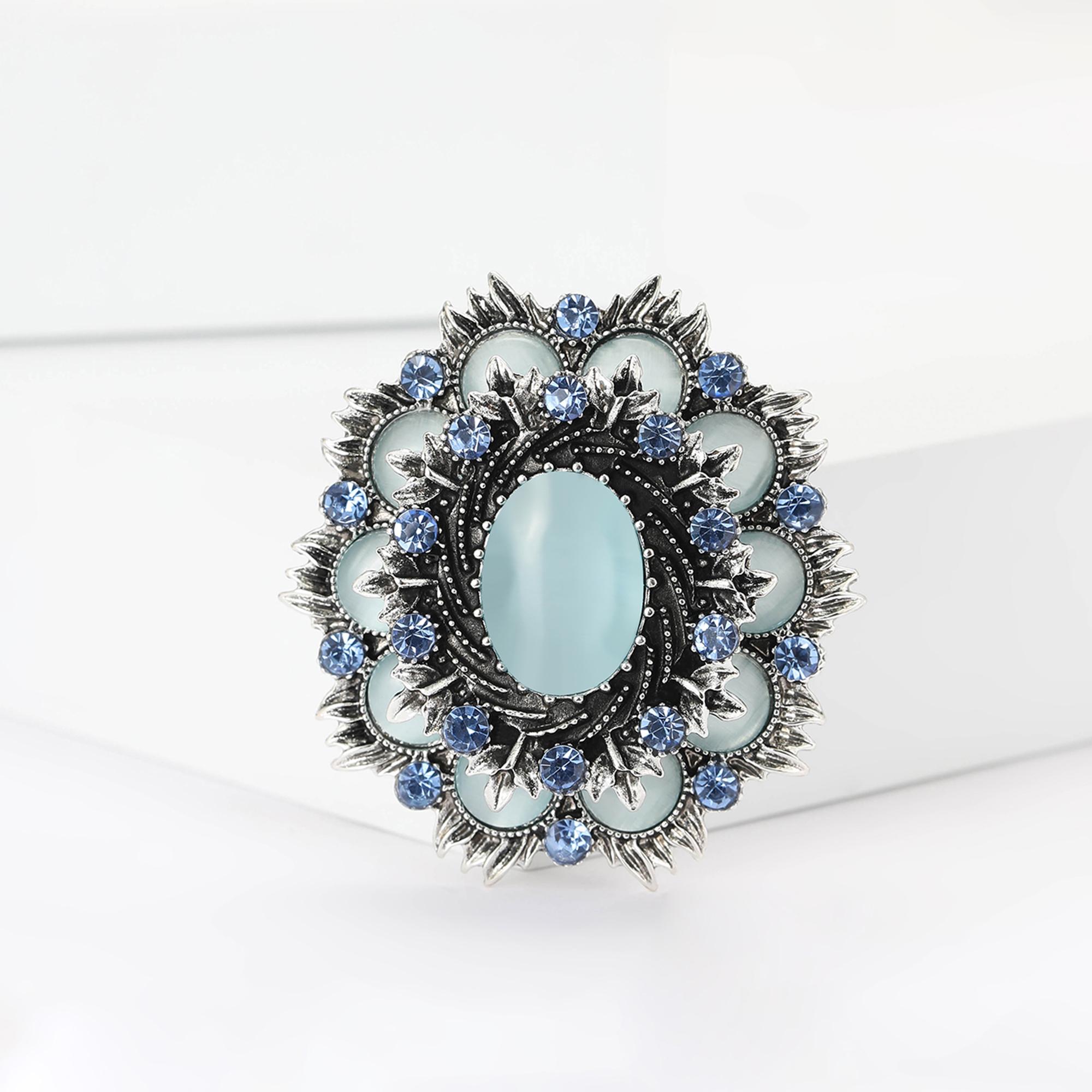 Vintage Cat Eye Stone Baroque Brooch for Women Unisex Rhinestone Round Pins Event Funny Luxury Gifts New Year Friends Decoration
Vintage Cat Eye Stone Baroque Brooch for Women Unisex Rhinestone Round Pins Event Funny Luxury Gifts New Year Friends Decoration