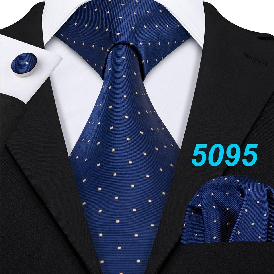 Мужские цветные галстуки N-5095
Мужские цветные галстуки N-5095