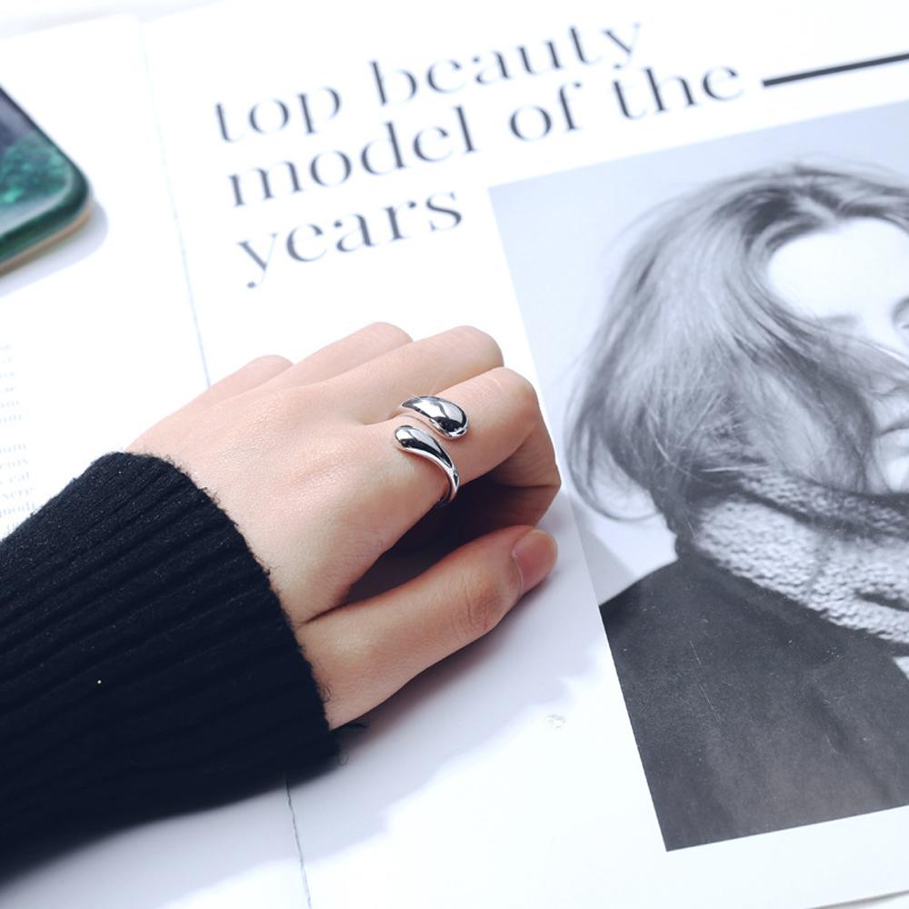Elegant Korean Smooth Copper Women Cool Fashion Jewelry Finger Ring Party Wedding Open Ring срібний
Elegant Korean Smooth Copper Women Cool Fashion Jewelry Finger Ring Party Wedding Open Ring срібний
